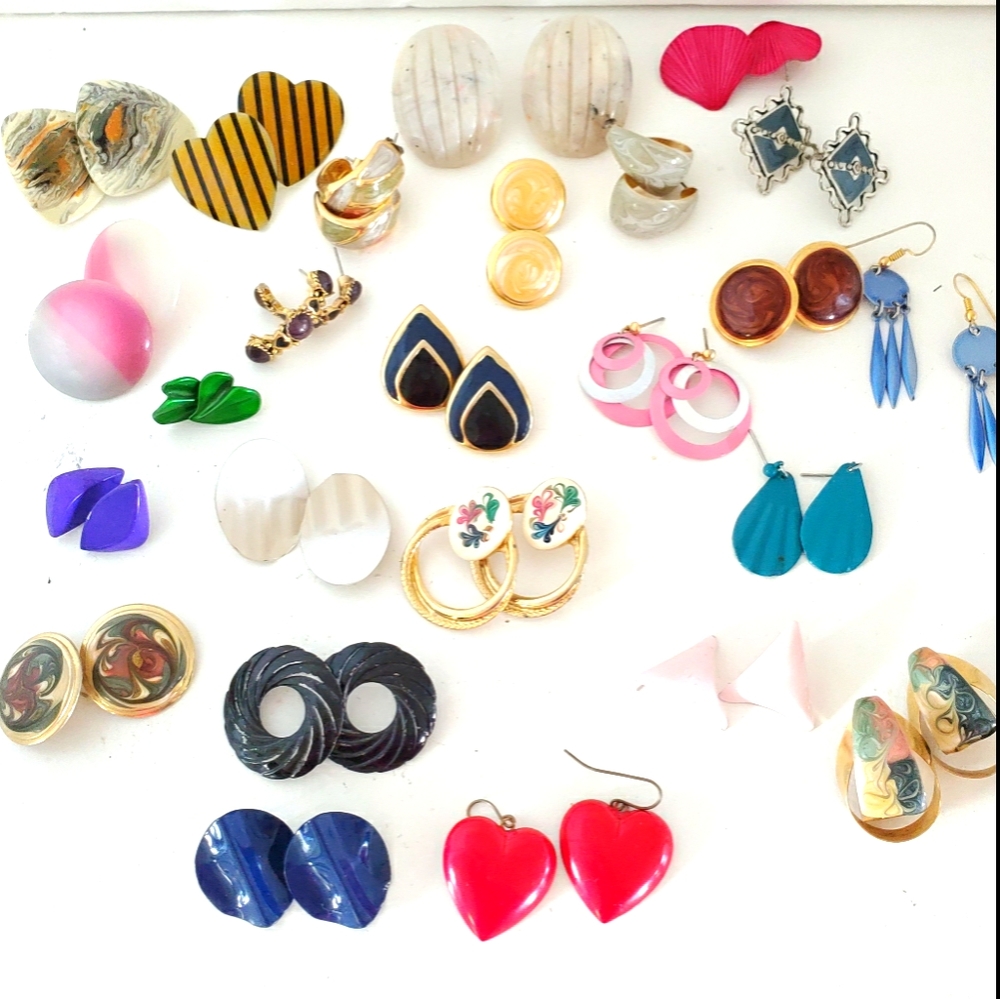 80s 90s VINTAGE LOT OF EARRINGS METAL ENAMEL